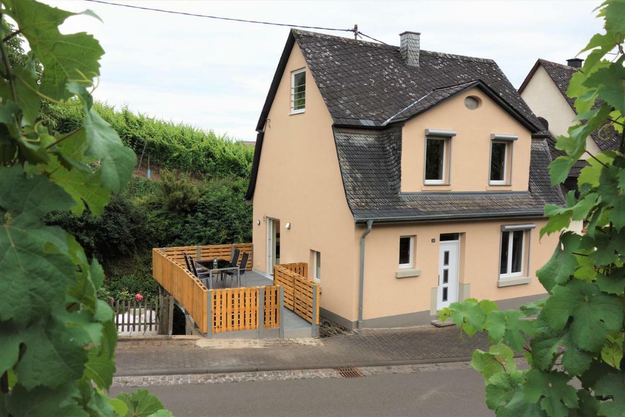 Ferienhaus Am Moselsteig Uerzig Exterior photo
